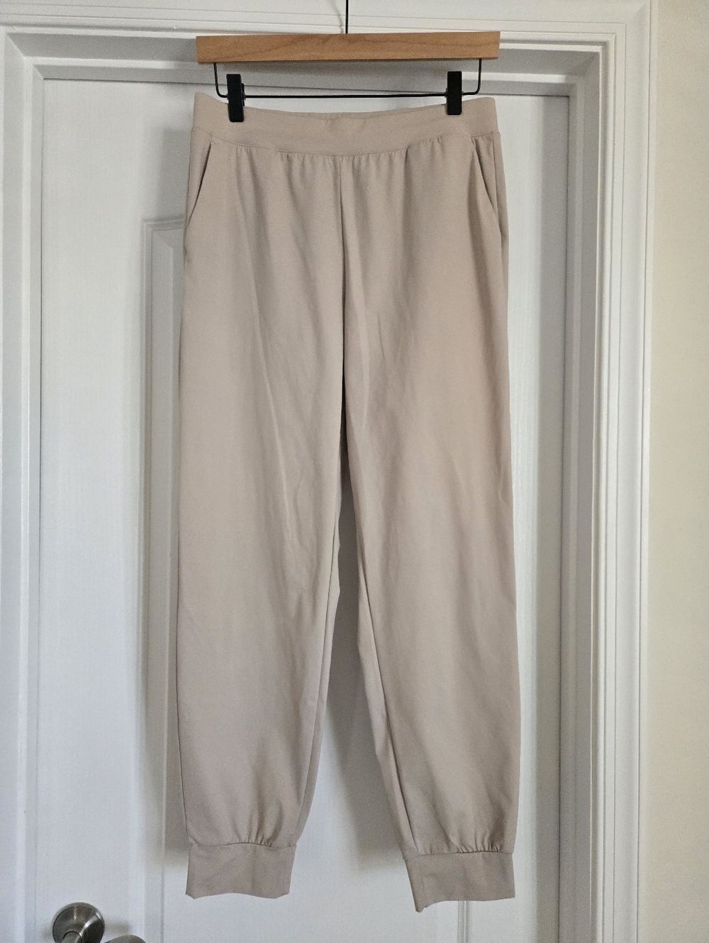 Uniqlo AIRism Jogger Pants Natural Beige Medium